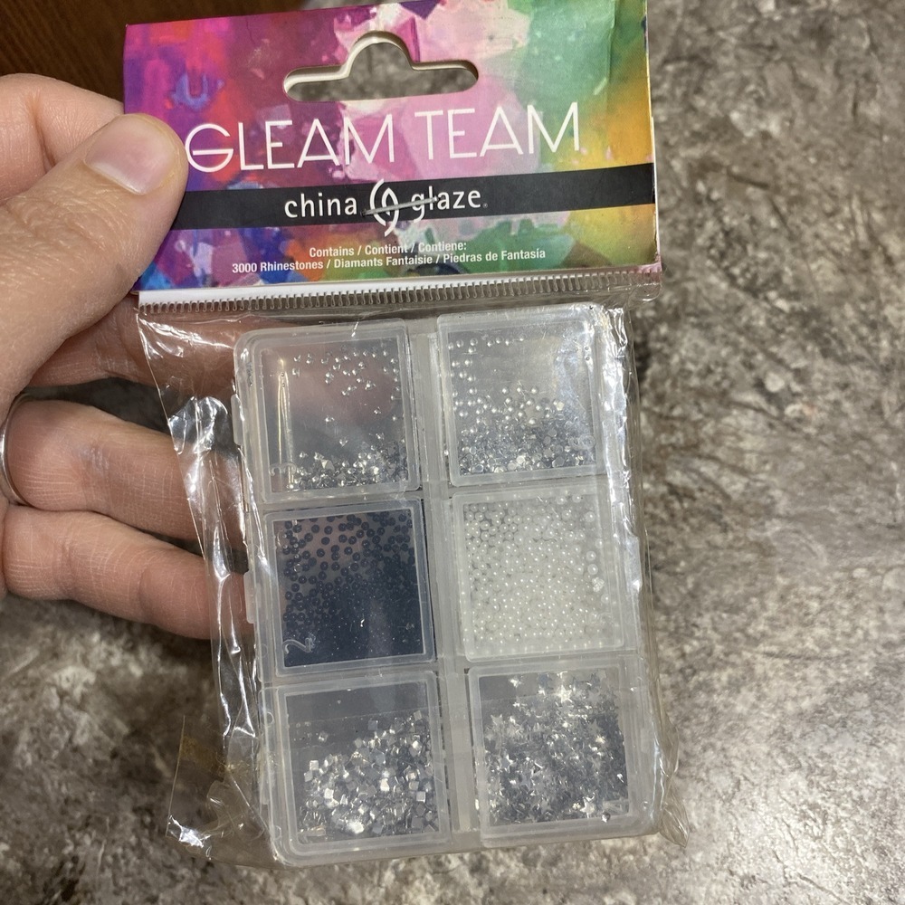 China‎ Glaze (Gleam Team) Contains 3000 Rhinestones Nail Art Kit